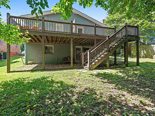 1815 Forest Ave Photo 1