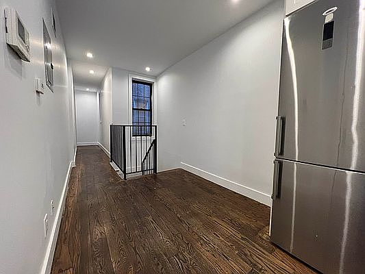 3rd image of 655 Mac Donough St #1F