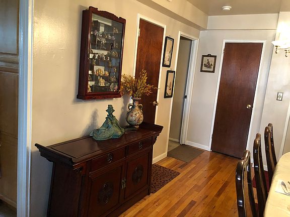4th image of 119 S Highland Ave APT 2H