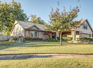 10014 E 40th St, Tulsa, OK 74146