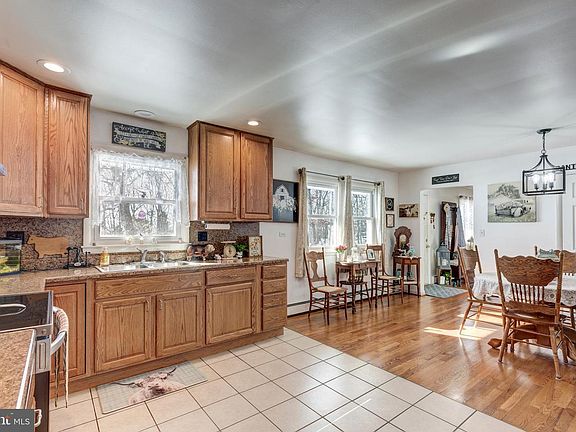 4th image of 3820 Kump Station Rd