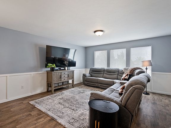 3rd image of 5058 W Arete Way