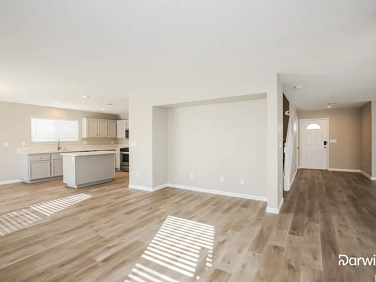4137 Coburn St — Photo 4