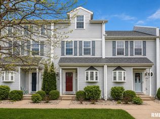 6616 N Queen Frances Ln, Peoria, IL 61615