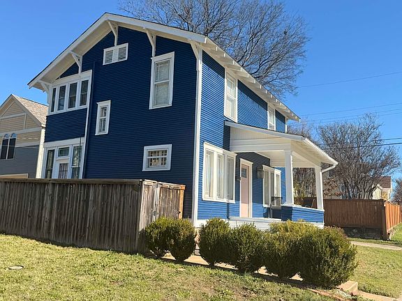 4th image of 316 W 22nd St