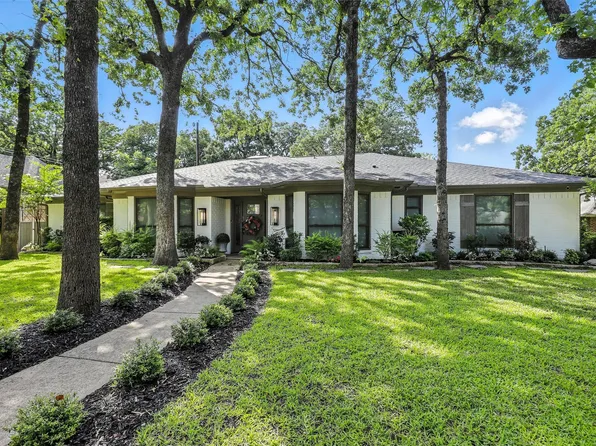 116 Meandering Ln, Burleson, TX 76028