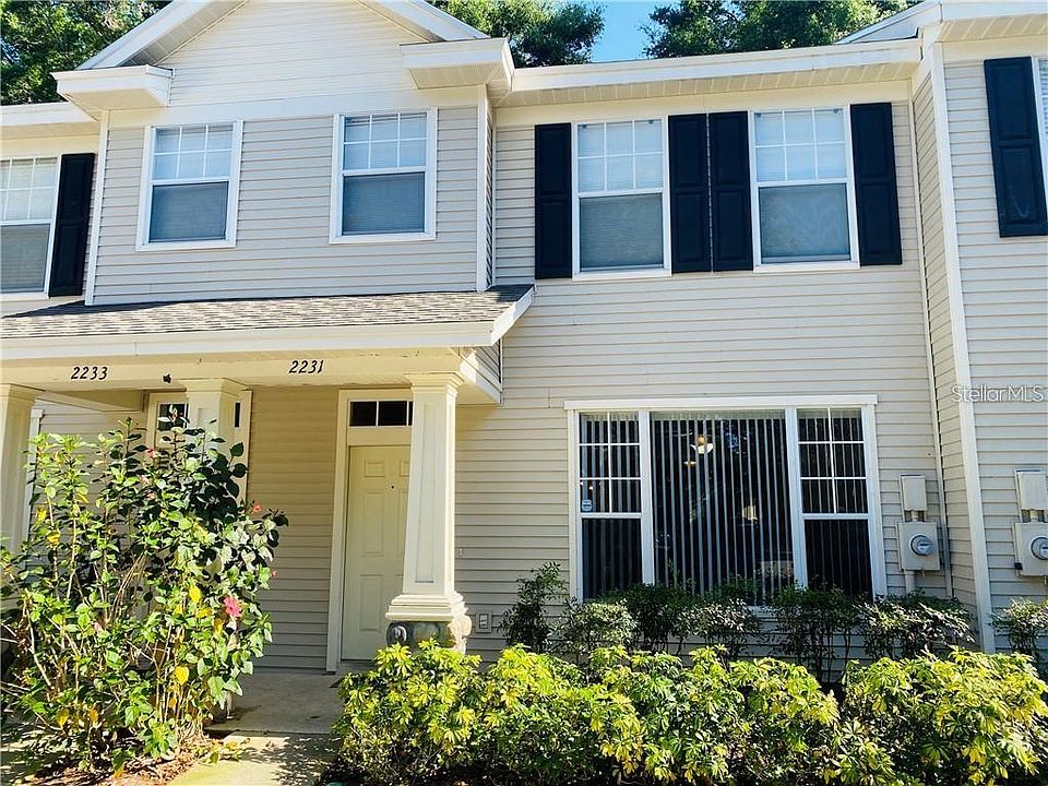 1st image of 2231 Golden Oak Ln