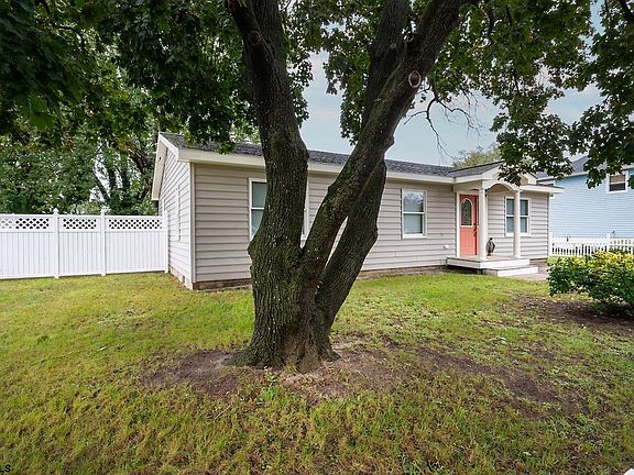3rd image of 107 Princeton Rd