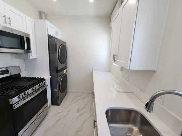 737 N Ridgewood Pl, Los Angeles, CA 90038