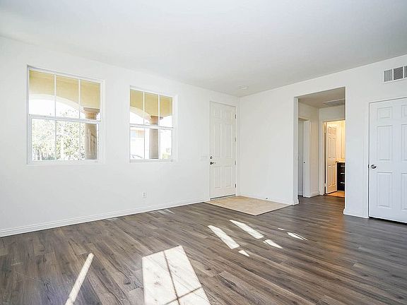 5th image of 12213 Bridlewood Dr