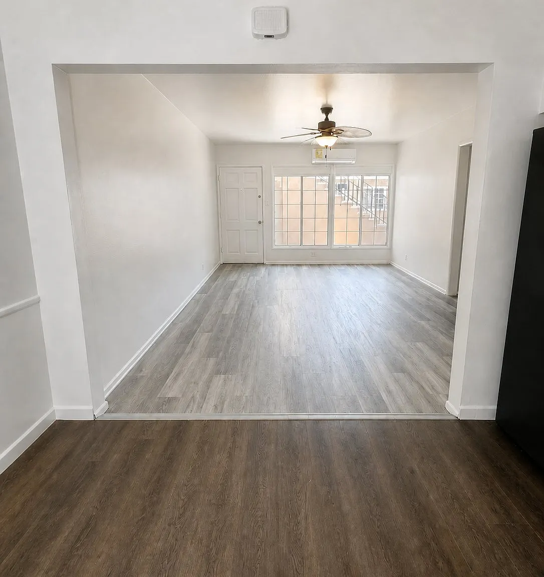 Renovated 2 bed 1 bath unit w/ parking — Photo 4
