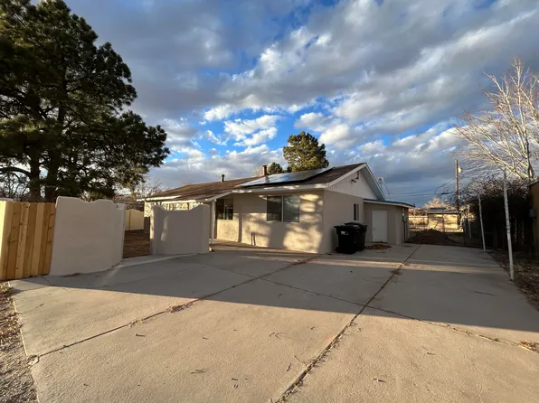 143 Pueblo Luna Dr NW, Albuquerque, NM 87107