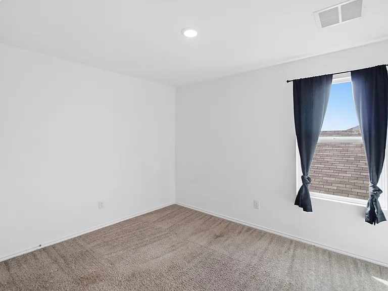 8918 Solar Cv — Photo 9