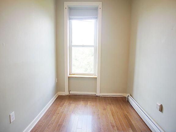 5th image of 121A Hull St #2A