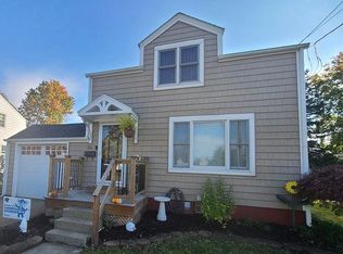 516 Church St, Louisville, OH