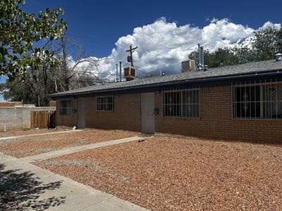 8213 Marquette Ave NE, Albuquerque, NM, 87108
