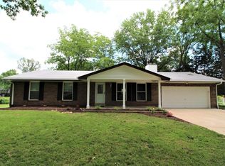 4 Lakeview Dr, Lake Saint Louis, MO