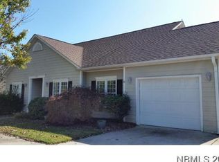 407 Emerald Cir, Emerald Isle, NC 28594