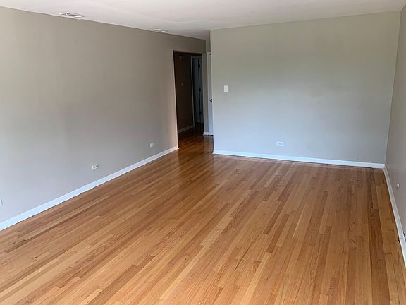 2nd image of 1980 State St APT 3