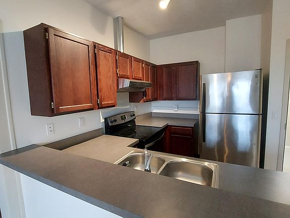 5th image of 231 E 156th St #6