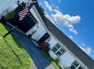 525 Thoreau Dr, Inwood, WV 25428