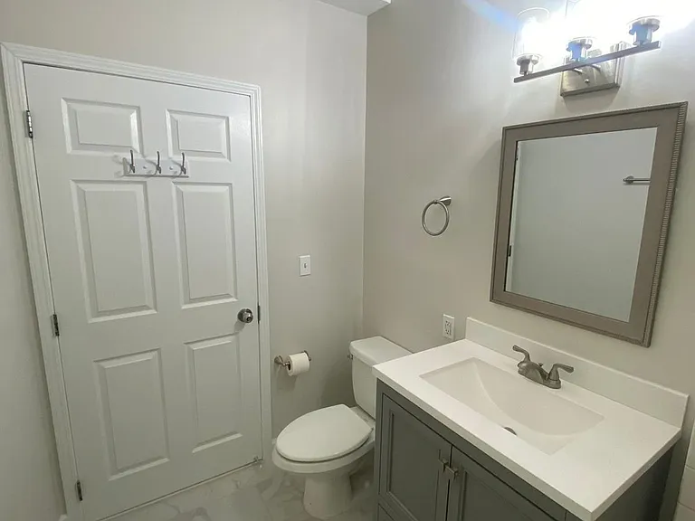 20 2nd St #2511 — Photo 14