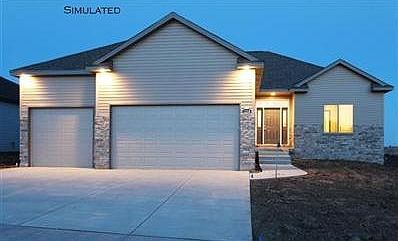 1st image of 2900 Valley Stream Dr