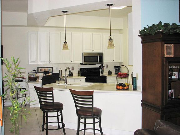 4th image of 98 Vivante Blvd Unit 9828