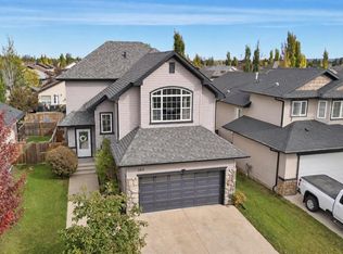 163 SW Wiley Cres, Red Deer, AB T4N7G7