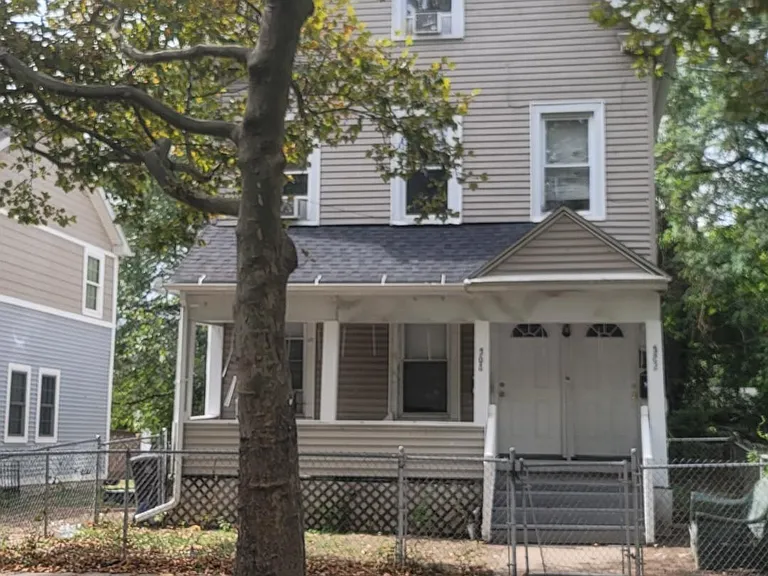 500 Winchester Ave #1 — Photo 8