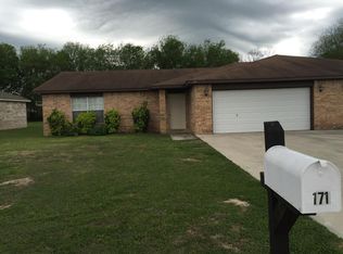 171 Highview Ln, Seguin, TX 78155