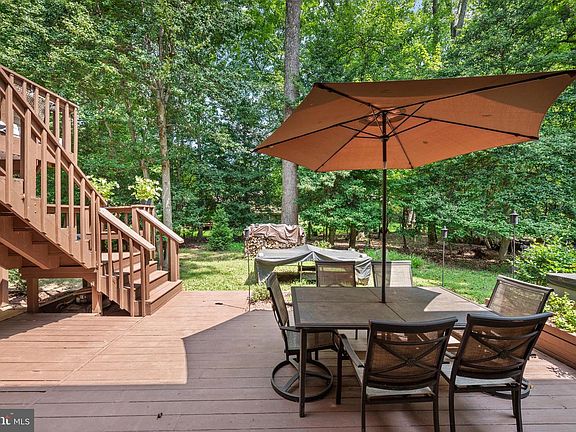 5th image of 11612 Clipstone Ln