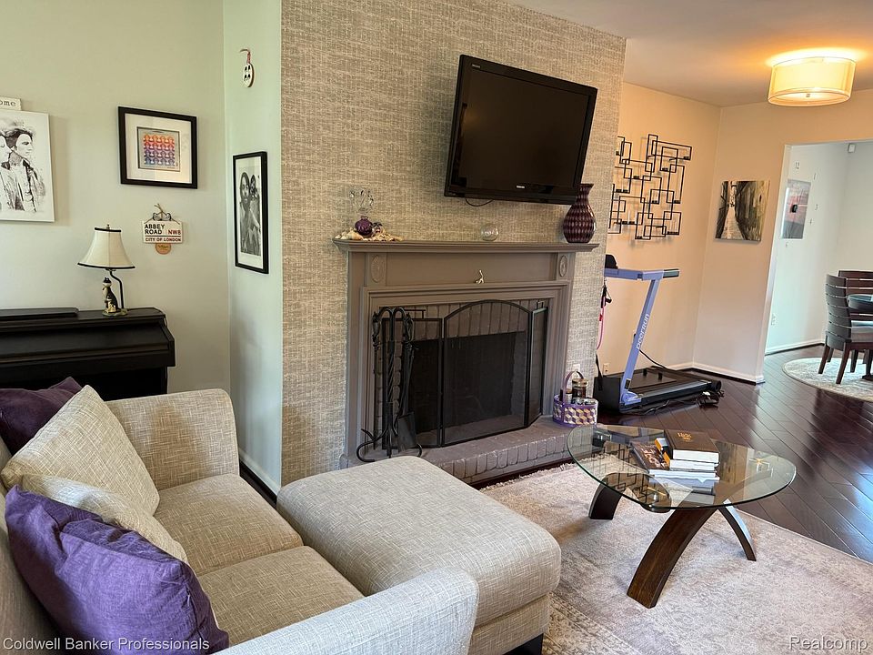 33374 Jefferson Ave, photo 6