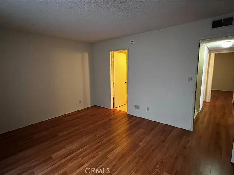410 Milford St #102 — Photo 12