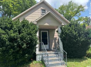 1317 S Cherry St, Centralia, IL 62801