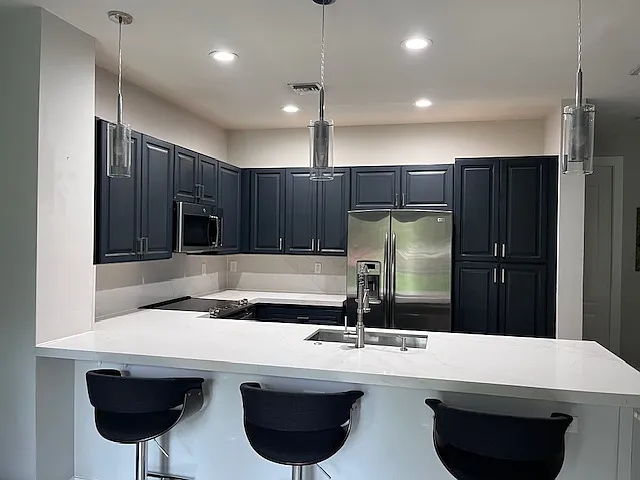 1600 SW 33rd Ct — Photo 1