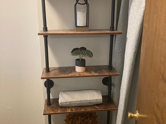 3rd image of 1601 Central Ave #1605