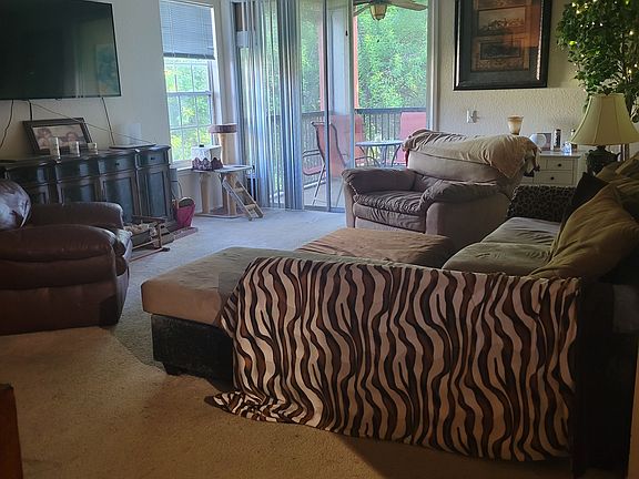 2nd image of 8421 Islesworth Ct