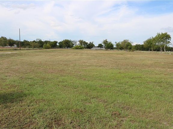 3rd image of 6842 County Road 4042