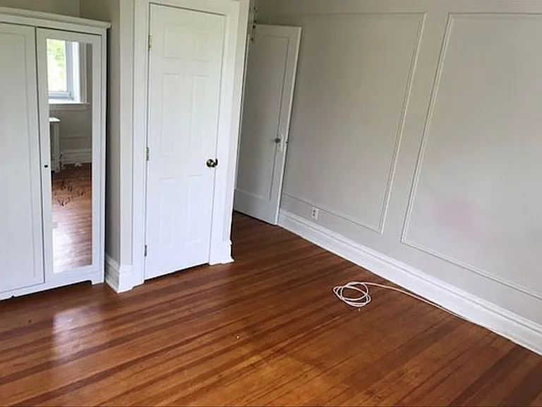 6048 Delafield Ave #B — Photo 3