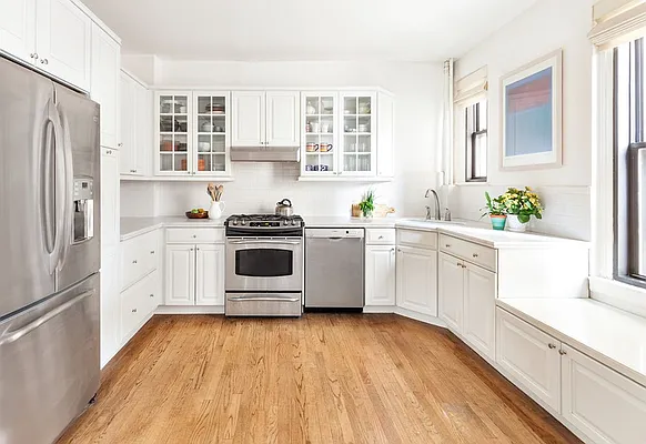 Sold by HomeDax Real Estate | media 14