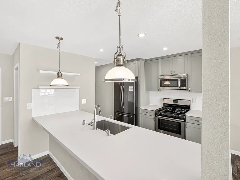 5580 Dream St — Photo 2