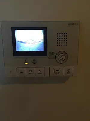 Rented by Gutnick Realty LLC | media 76