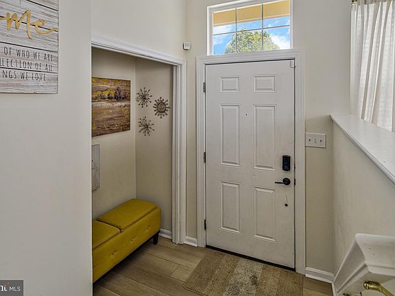 3rd image of 2134 Racquet Pl