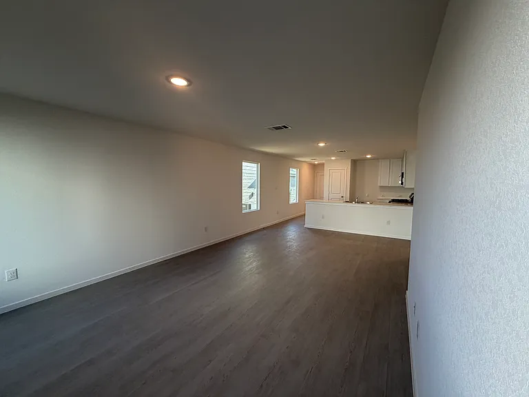 2887 Red Diamond — Photo 14