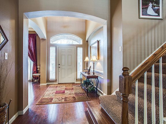 3rd image of 1415 Park Pl