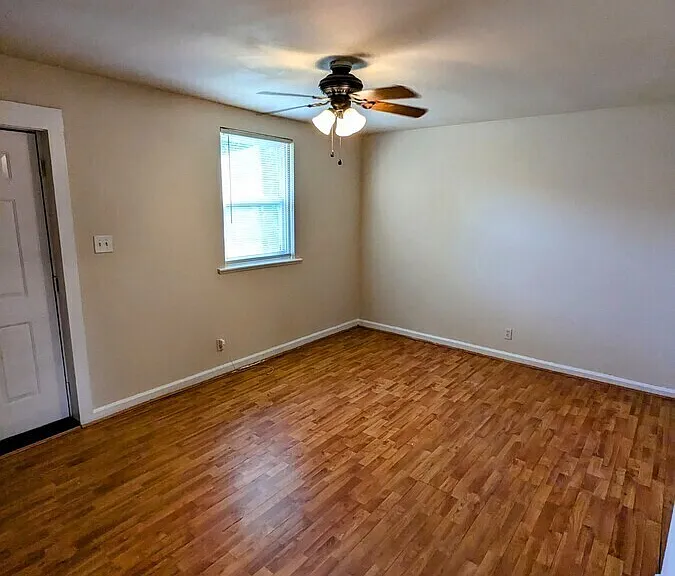 1906 Lakeview Ave — Photo 13