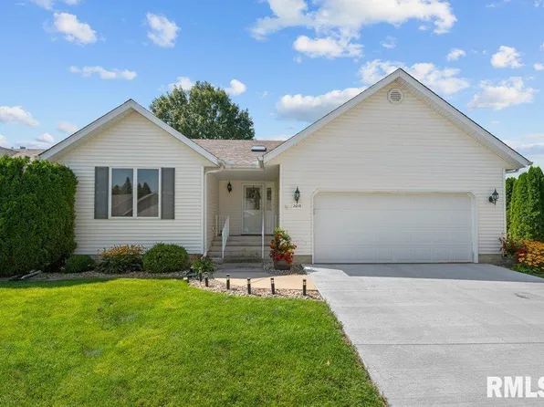 2016 Villa Pines Cir, Carbon Cliff, IL 61239
