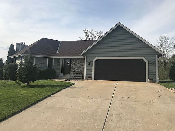 2nd image of N52W14464 Thornhill Dr