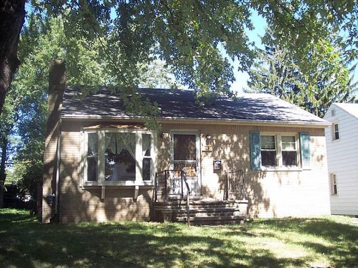 631 Hunter Lansing MI